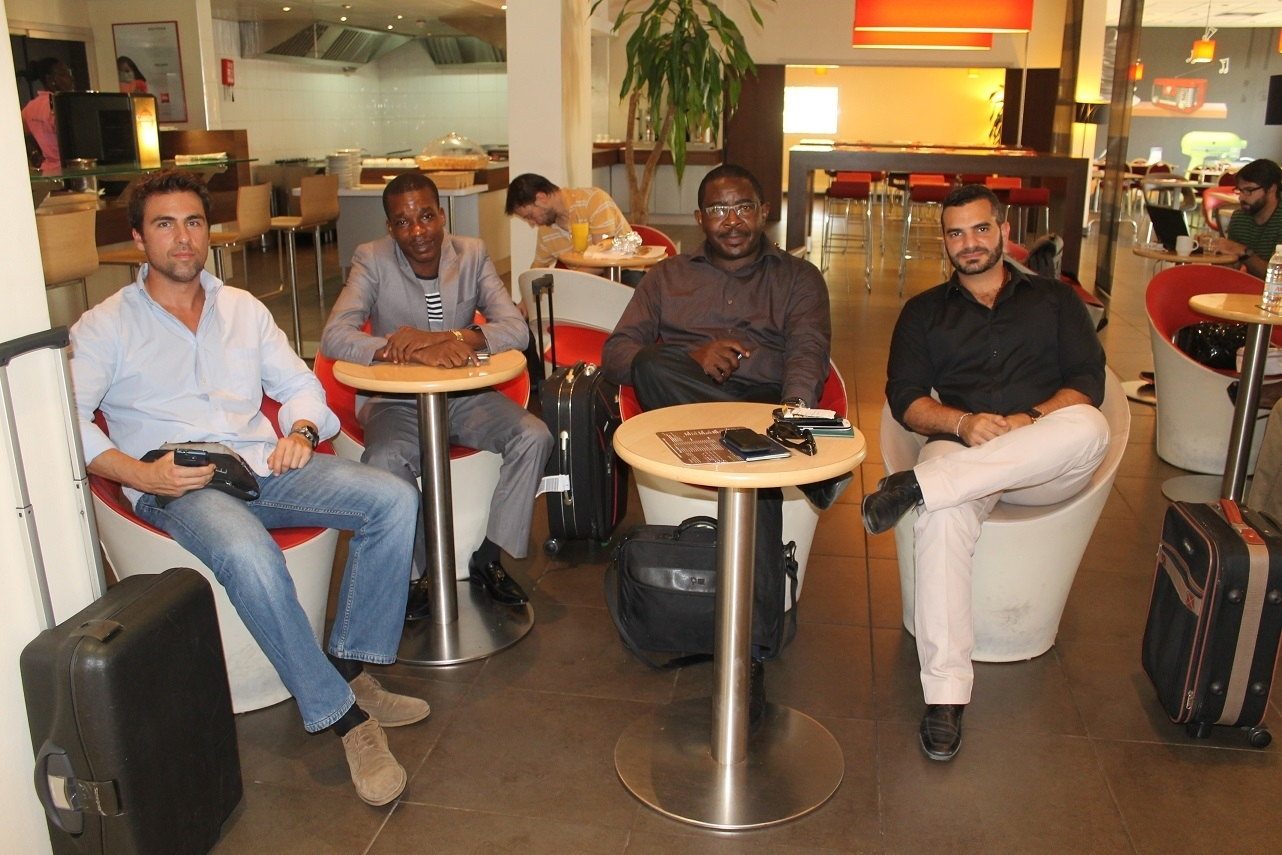 ACIERIES DE COTE D'IVOIRE - Arrivée de la délégation à Abidjan.jpg