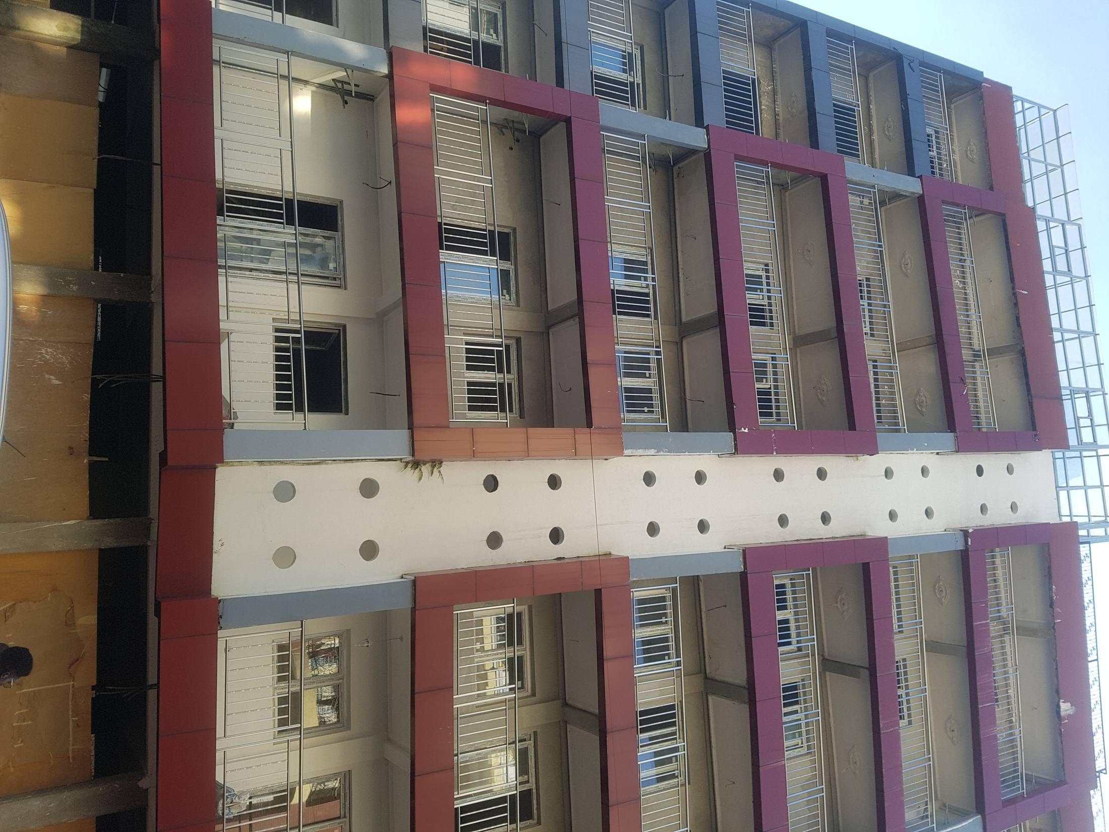 Immeuble R+7 à Bonapriso Douala - Expertise Technique réalisée par CONTEC.jpg