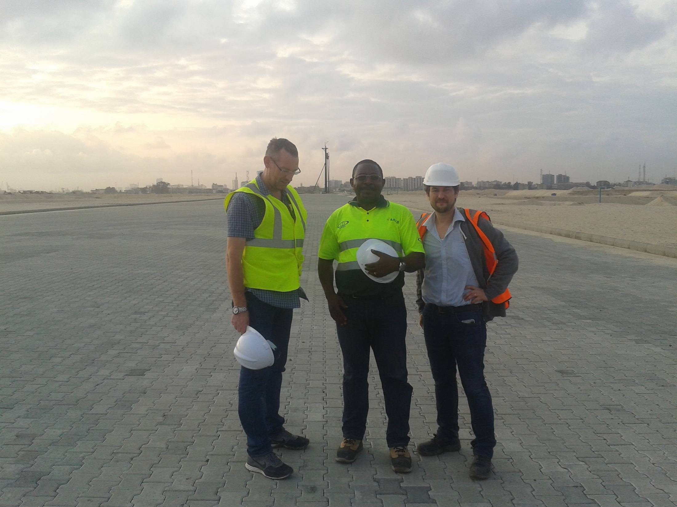 Le DG de CONTEC en visite technique sur le Chantier de l'extension du Terminal à Conteneurs au Port de Lomé - TOGO.jpg
